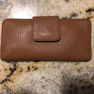 Fossil wallet